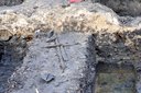 Kolejny fragment murów miejskich średniowiecznego Wielunia odkryty
