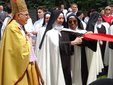 Wieluń uczcił 135. rocznicę urodzin Matki Teresy Kierocińskiej – osłonięto pamiątkową tablicę