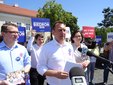 Szef kampanii wyborczej Roberta Biedronia, poseł Tomasz Trela w Wieluniu