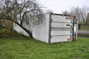Wywrócony tir. O mały włos od tragedii
