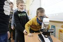 Robotyka, hiszpański i biblioteka - jakie jeszcze atuty swojej szkoły dostrzegają uczniowie jednej z wieluńskich podstawówek?