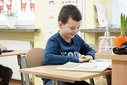 Robotyka, hiszpański i biblioteka - jakie jeszcze atuty swojej szkoły dostrzegają uczniowie jednej z wieluńskich podstawówek?