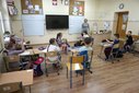 Robotyka, hiszpański i biblioteka - jakie jeszcze atuty swojej szkoły dostrzegają uczniowie jednej z wieluńskich podstawówek?