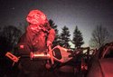 Nocne szkolenie żołnierzy. Uwalniali z wraku poszkodowanych