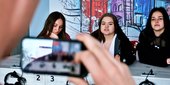 Chcą promować swoją szkołę, więc nagrywają film