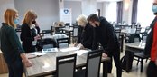 Wielkanocne paczki dla seniorów i osób niepełnosprawnych od Fundacji 