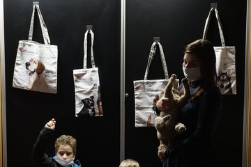 Uczą jak „rozmawiać z psem” – akcja My nie gryziemy! w szkołach gminy Wieluń