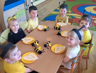 „Światowy Dzień Pszczół”  w Publicznym Przedszkolu nr 4 z Oddziałami Integracyjnymi w Wieluniu