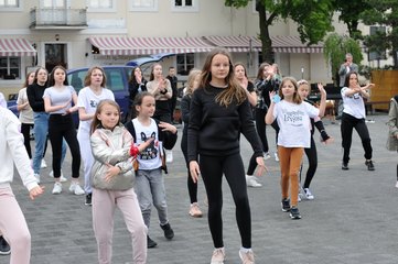 Freedom – młodzież zorganizowała happening w Wieluniu
