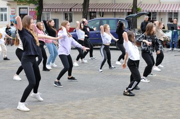 Freedom – młodzież zorganizowała happening w Wieluniu