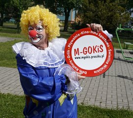 Kulturalnie i sportowo. Dzień Dziecka na Orliku w Praszce