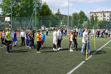 Kulturalnie i sportowo. Dzień Dziecka na Orliku w Praszce