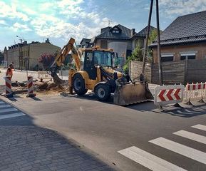 Uwaga kierowcy! Ulica POW przy Sądzie Rejonowym w Wieluniu jest zamknięta