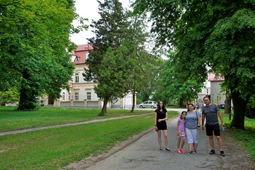 Nauka na wypasie, czyli mała-wielka szkoła w Bogdańczowicach