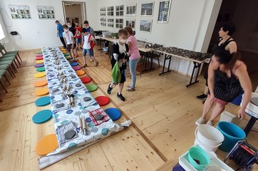 W Muzeum w Praszce toczą naczynia i modelują w glinie