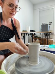 W Muzeum w Praszce toczą naczynia i modelują w glinie