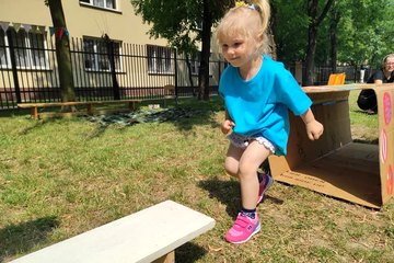 Mali sportowcy z Publicznego Przedszkola nr 3 w Wieluniu