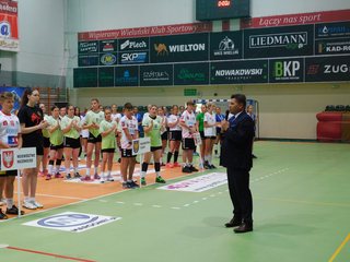 W Wieluniu rozpoczęła się Ogólnopolska Olimpiada Młodzieży w piłce ręcznej kobiet