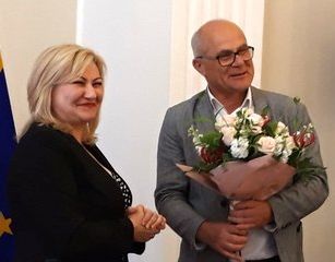 Wieluń: podpisanie umów samorządów z Zarządem Województwa Łódzkiego na dofinansowanie dróg