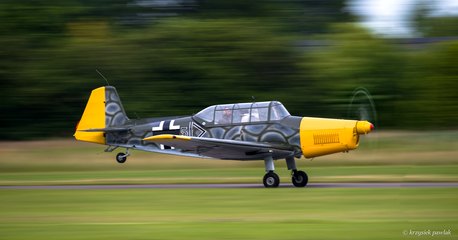 Fly Fest w Piotrkowie Trybunalskim. Na lotnisko Aeroklubu Piotrkowskiego przybyło 12 tys. ludzi