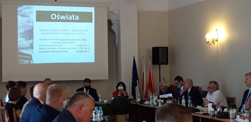„Zacznijcie budować, a nie burzyć” - apeluje mieszkaniec Wielunia. Trwa sesja Rady Miejskiej