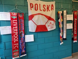 Kolekcja piłkarska Andrzeja Mroza prezentowana jest w Powiatowej Bibliotece Publicznej w Wieluniu