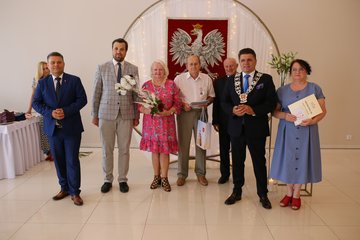 Złote Gody w gminie Wieluń. Medale Prezydenta RP otrzymały 53 pary