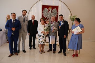 Złote Gody w gminie Wieluń. Medale Prezydenta RP otrzymały 53 pary