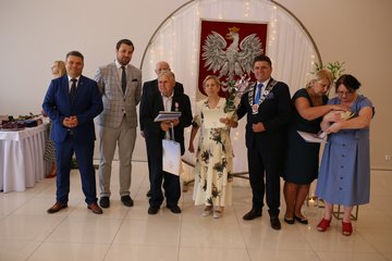 Złote Gody w gminie Wieluń. Medale Prezydenta RP otrzymały 53 pary