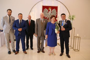 Złote Gody w gminie Wieluń. Medale Prezydenta RP otrzymały 53 pary