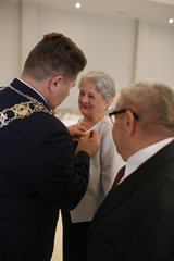 Złote Gody w gminie Wieluń. Medale Prezydenta RP otrzymały 53 pary