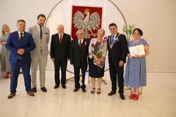 Złote Gody w gminie Wieluń. Medale Prezydenta RP otrzymały 53 pary
