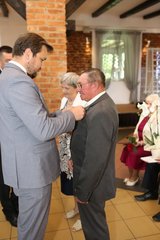 Złote Gody w gminie Wierzchlas. Medalem Prezydenta RP odznaczonych zostało 12 par