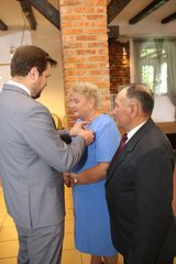 Złote Gody w gminie Wierzchlas. Medalem Prezydenta RP odznaczonych zostało 12 par