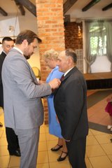 Złote Gody w gminie Wierzchlas. Medalem Prezydenta RP odznaczonych zostało 12 par