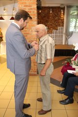 Złote Gody w gminie Wierzchlas. Medalem Prezydenta RP odznaczonych zostało 12 par
