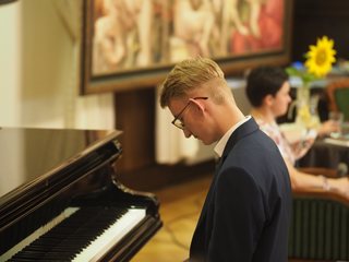 Ewa Chyra-Szwarc, poetka, dziennikarka spotkała się z czytelnikami w działoszyńskim pałacu