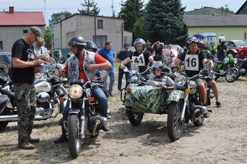 Widawa: Po raz trzeci zorganizowano Rajd Pojazdów Historycznych