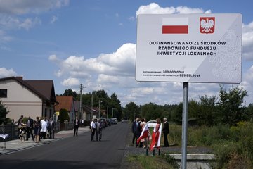 Przebudowany odcinek drogi powiatowej Czarnożyły – Dębina w Leniszkach został oficjalnie oddany do eksploatacji
