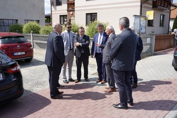 Przebudowany odcinek drogi powiatowej Czarnożyły – Dębina w Leniszkach został oficjalnie oddany do eksploatacji