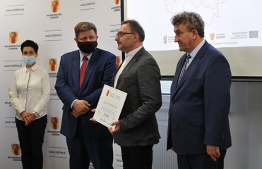 Kolejne spotkanie z cyklu „Porozmawiajmy w Łódzkiem” odbyło się w Wieluniu