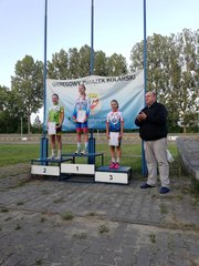 Medale wieluńskich kolarzy na torze