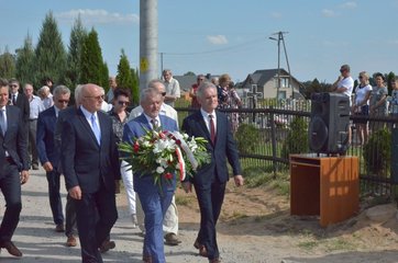 Powiat wieruszowski: Odsłonięcie obelisku i zaproszenie na uroczystości 1 września