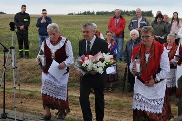 Nie zapominają – mieszkańcy Kamionki uczcili pamięć żołnierzy 36 pp Legii Akademickiej
