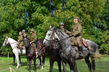 „Piknik Historyczny na pograniczu. Wielka historia w małych Ojczyznach” odbył się w Goli pod Bolesławcem