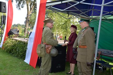 „Piknik Historyczny na pograniczu. Wielka historia w małych Ojczyznach” odbył się w Goli pod Bolesławcem