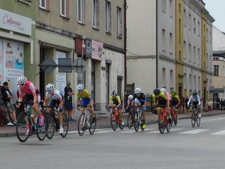 Kolarze rywalizowali w centrum Wielunia