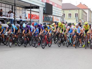 Kolarze rywalizowali w centrum Wielunia