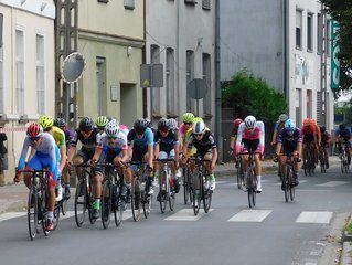 Kolarze rywalizowali w centrum Wielunia