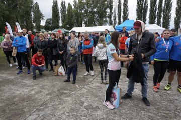 Kolejna edycja Biegu Jesiennego im. red. Tomasza Hopfera w Parzymiechach za nami